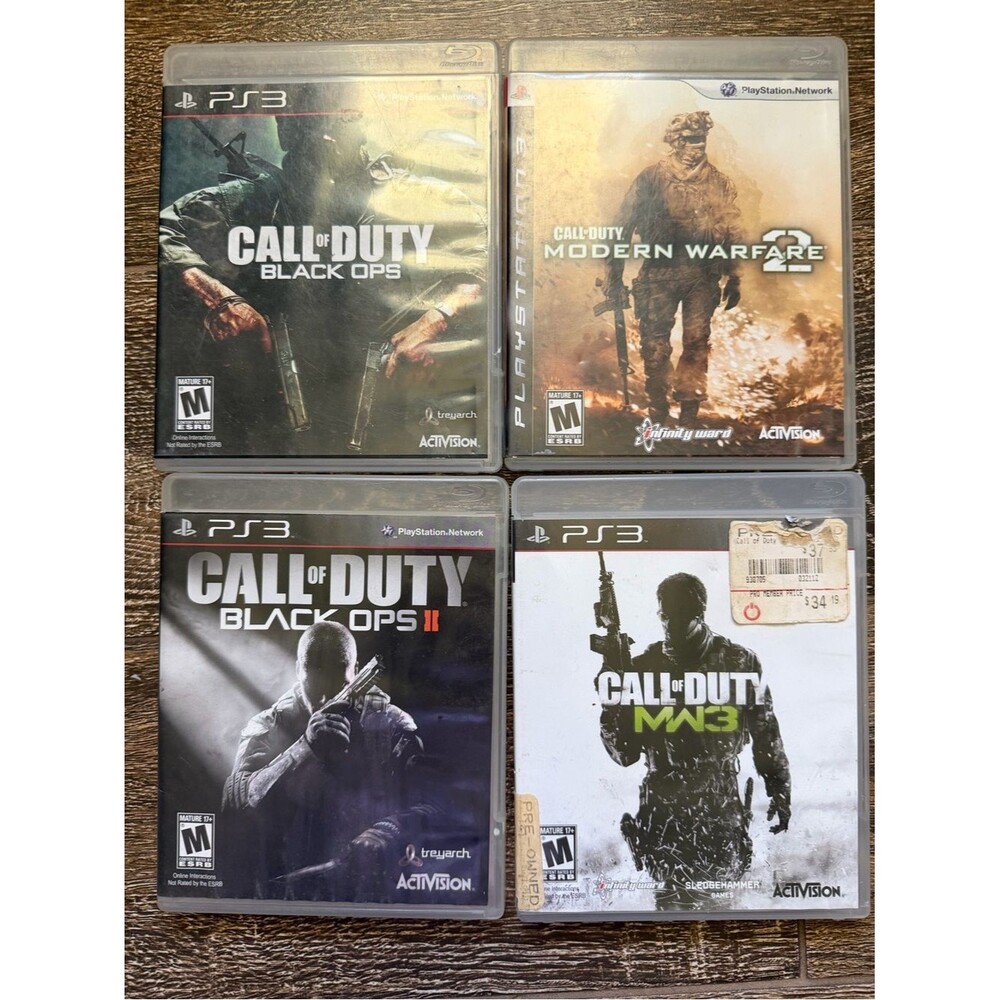 Call of Duty PS3 Game Bundle - Black/Green/Beige Covers
